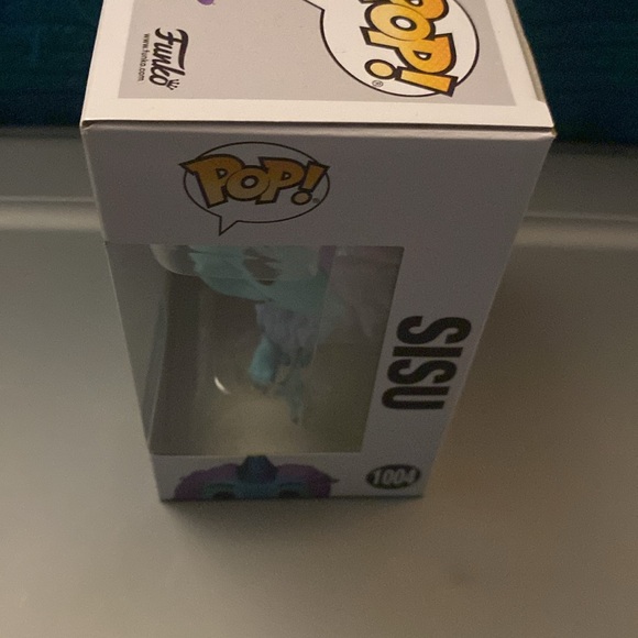Funko Pop Disney #1004 Raya The Last Dragon SISU Glow In The Dark Walmart Excl - Picture 2 of 4